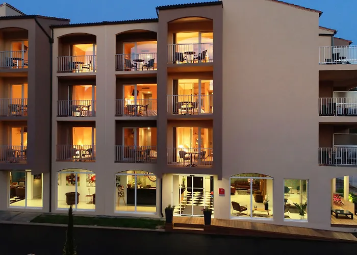 Hotel Onda Calvi (Corsica)