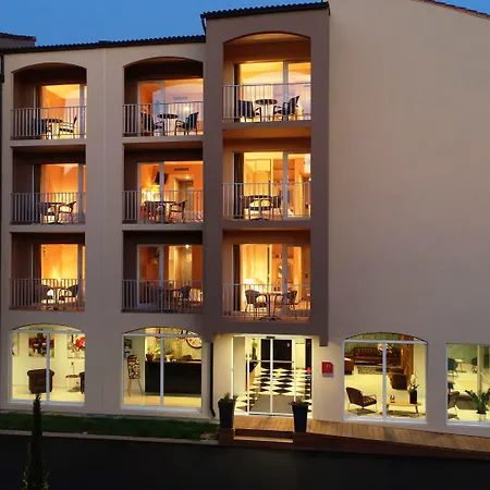 Hotel Onda Calvi (Corsica)