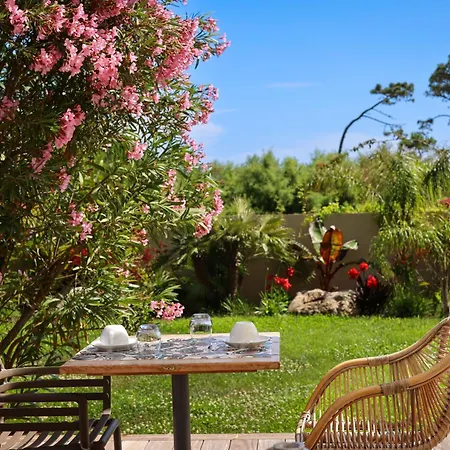 Hotel Onda Calvi (Corsica)