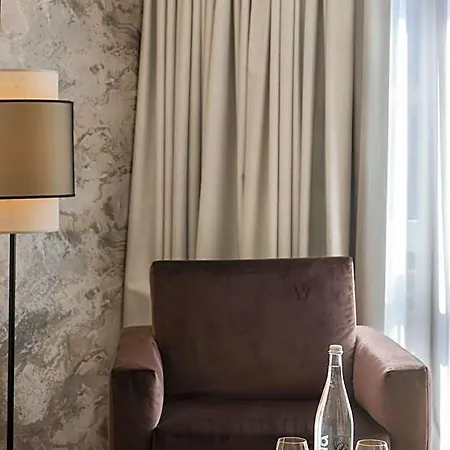 Hotel Onda Calvi (Corsica)