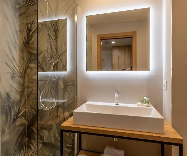 Hotell Onda Calvi (Corsica)